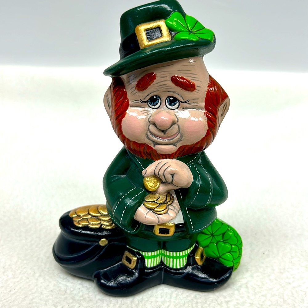 Vintage Kimple mold 138  hand painted LEPRECHAUN music box figurine